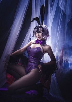 奇怪的美发沙龙中文配音_HD电影免费在线